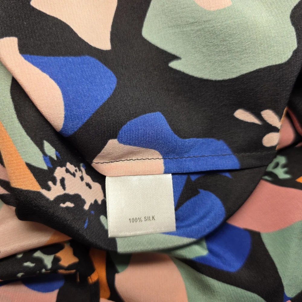 Tucker 100% Silk Floral Off Shoulder Blouse XS Boho Summer Festival Top - Picture 5 of 9